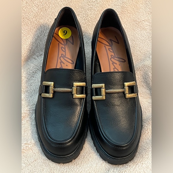 NEW ZODIAC Gemma Hardware Lug Sole Loafers - Picture 2 of 6